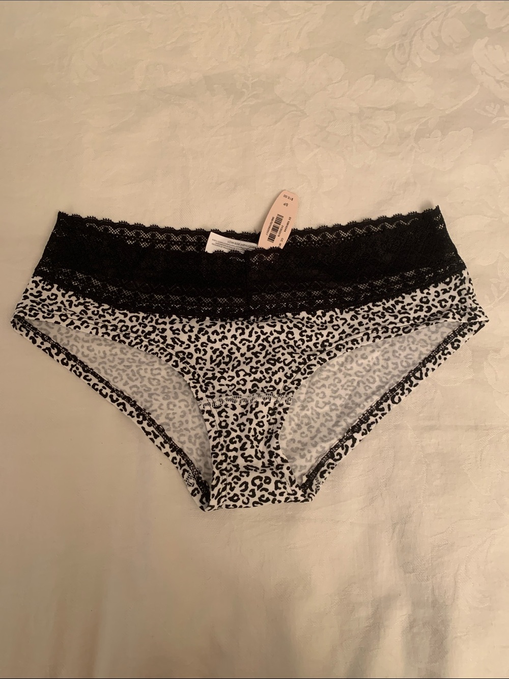 Victoria's Secret Black & White Leopard Lace Hipster Panty